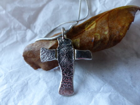 Kreuz Anhänger, geschmorte Oberfläche