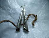 Ohrhänger aus Sterling-Silber in Blütenform und mit Silbernugget